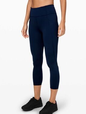 Lululemon Time To Sweat Crop 23" Size 6